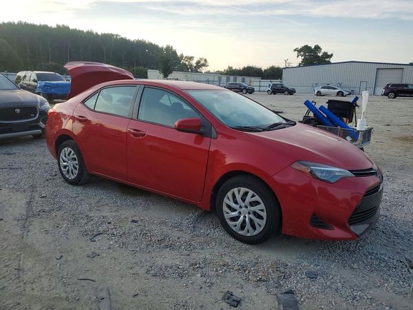 2019 TOYOTA COROLLA L/LE/SE/XLE/XSE — Passenger 3/4