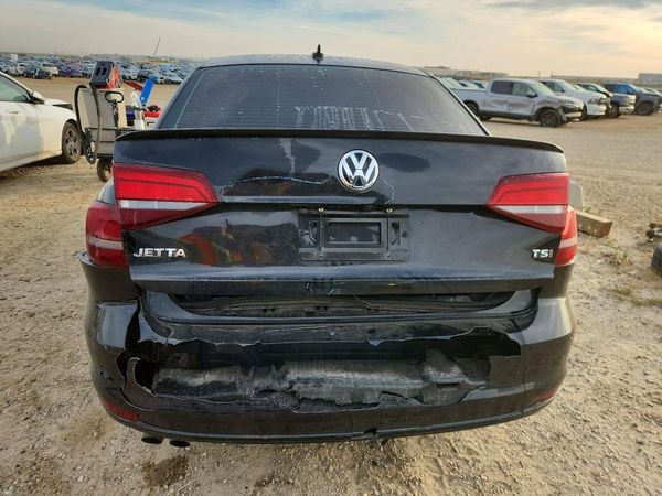2017 VOLKSWAGEN JETTA SE — DIRR