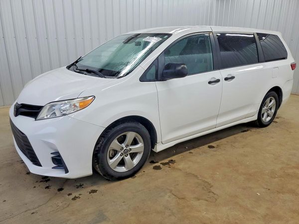 2019 TOYOTA SIENNA — DSFA — Front 3/4