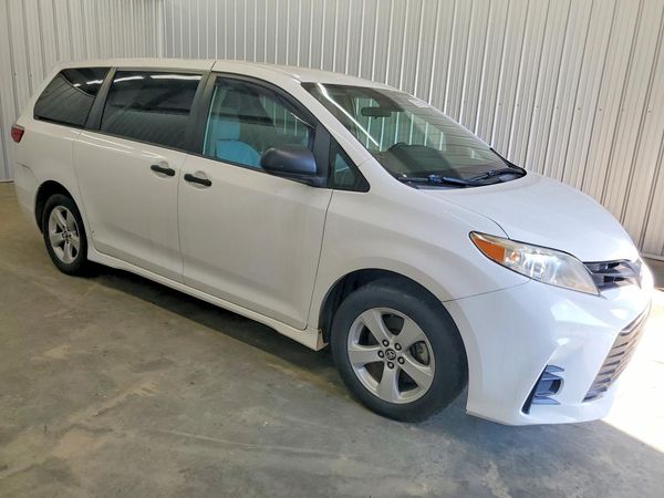 2019 TOYOTA SIENNA L — Passenger 3/4