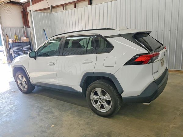 2021 TOYOTA RAV4 XLE — DSRA