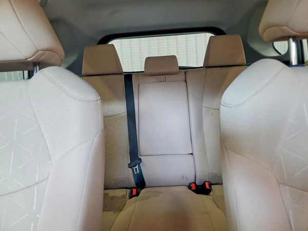 2021 TOYOTA RAV4 XLE — SUVN