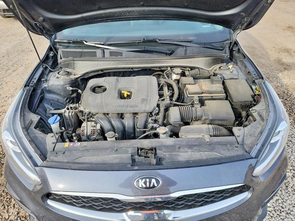 2021 KIA FORTE EX — Engine bay