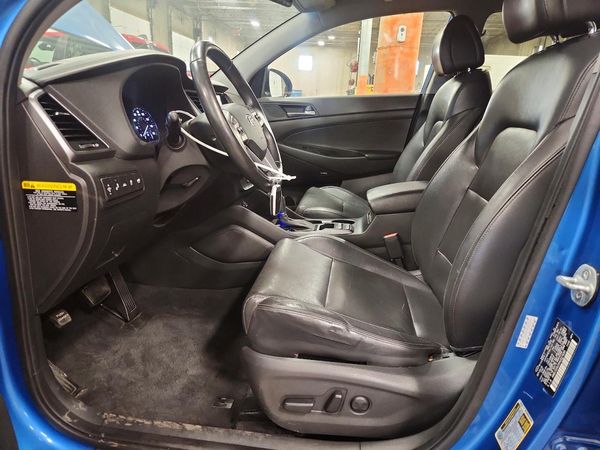 2017 HYUNDAI TUCSON — DENT