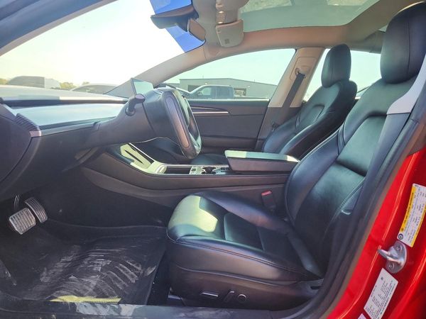 2021 TESLA MODEL 3 — DENT