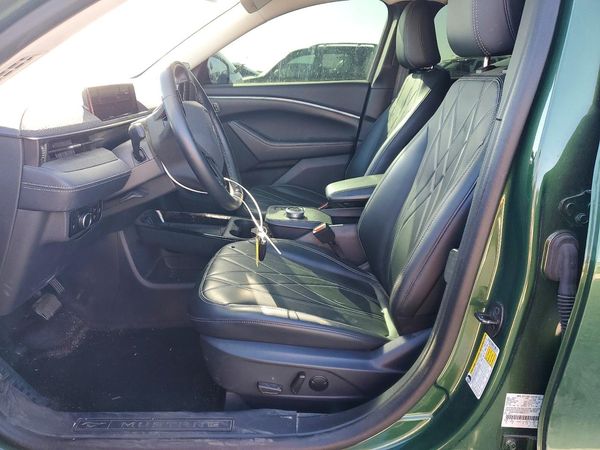 2024 FORD MUSTANG Select — DENT