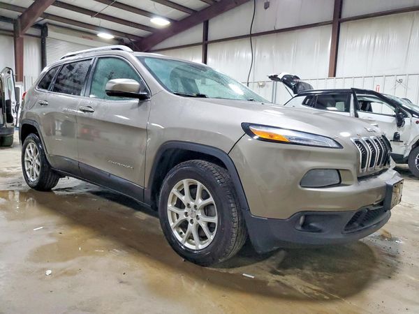 2017 JEEP CHEROKEE — Passenger 3/4