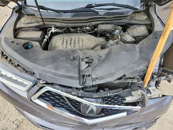 2018 ACURA MDX — Engine bay