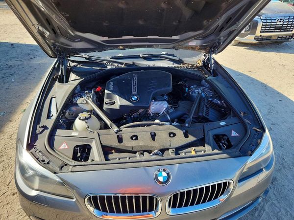 2015 BMW 528 — Engine bay
