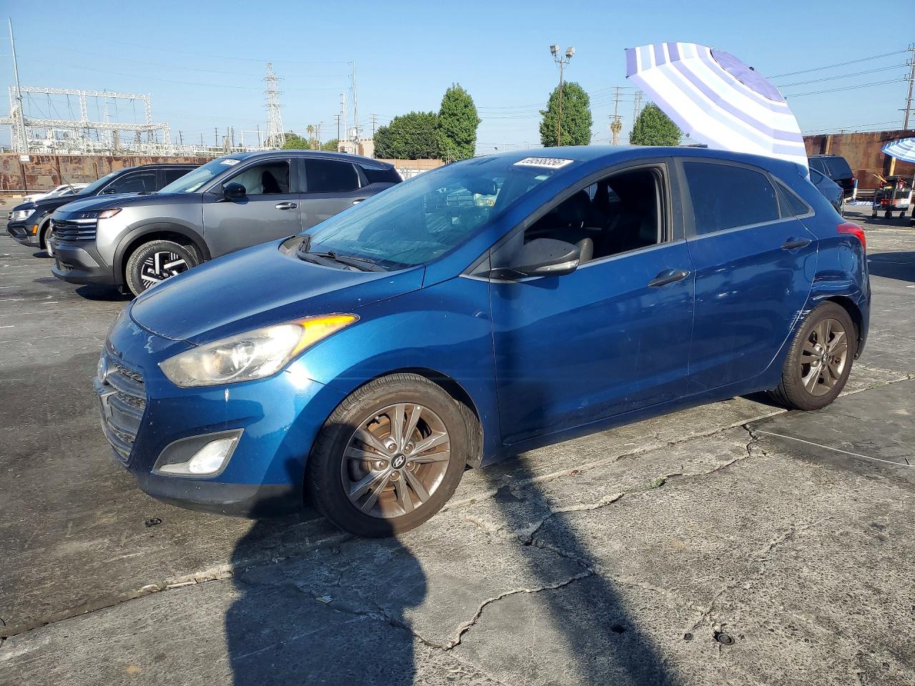 2016 HYUNDAI ELANTRA — Front 3/4