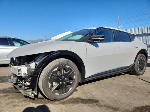 2025 KIA EV6 — Front 3/4