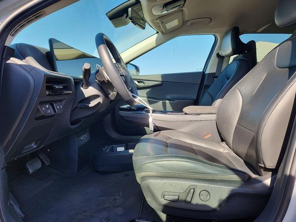 2025 KIA EV6 — DENT
