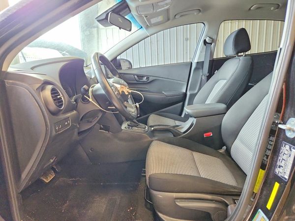 2021 HYUNDAI KONA — DENT