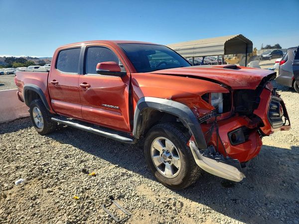 2016 TOYOTA TACOMA — Passenger 3/4