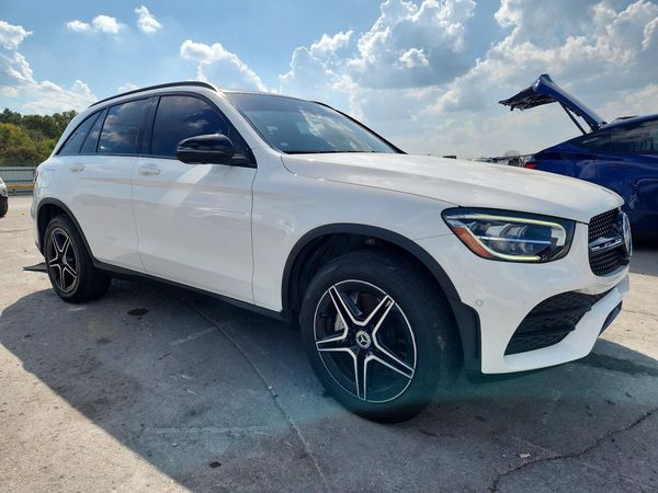 2020 MERCEDES-BENZ GLC — Passenger 3/4