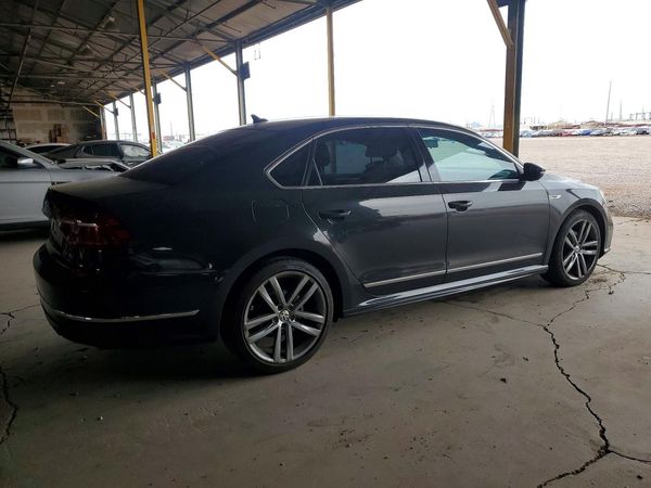 2017 VOLKSWAGEN PASSAT R-Line — PSRA