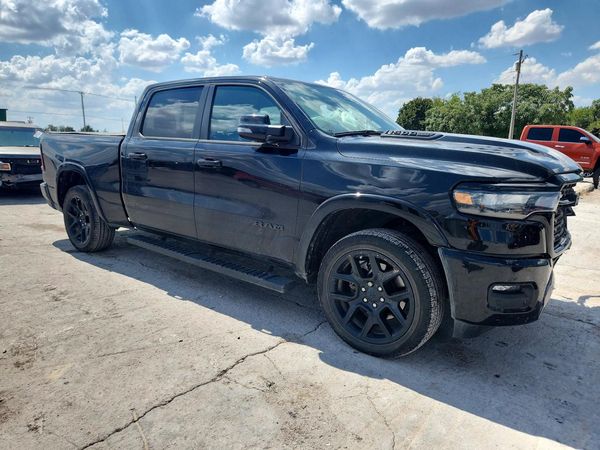 2025 RAM 1500 — Passenger 3/4