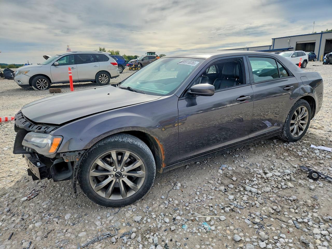 2014 CHRYSLER 300 300S — Front 3/4