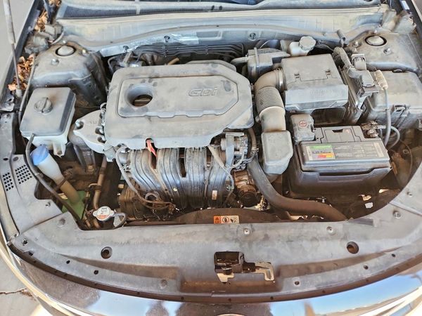 2019 KIA OPTIMA — Engine bay