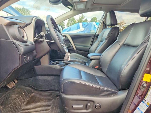 2018 TOYOTA RAV4 Ltd/Platinum — DENT