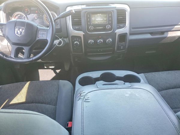2013 RAM 1500 SLT