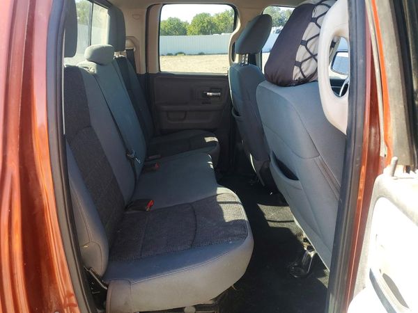 2013 RAM 1500 SLT
