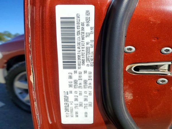 2013 RAM 1500 SLT