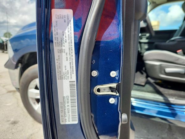 2023 RAM 1500 CLASSIC — VINS