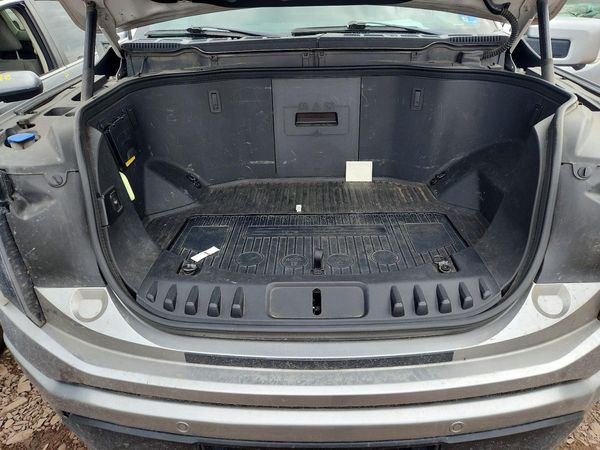 2023 FORD F150 — Engine bay