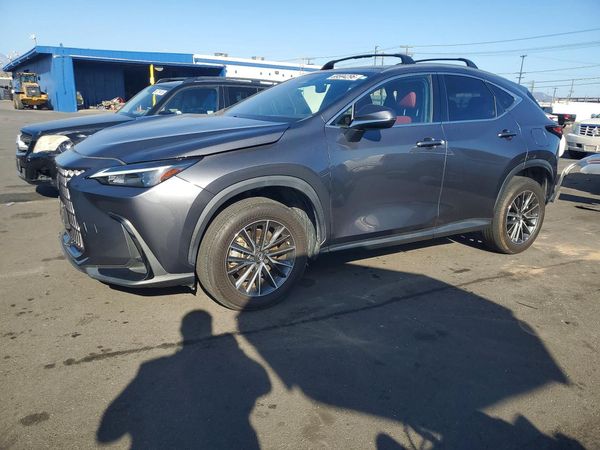 2023 LEXUS NX — Front 3/4