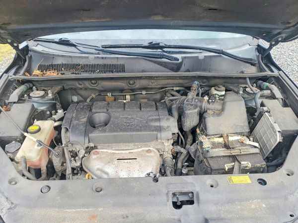 2012 TOYOTA RAV4 Standard — Engine bay