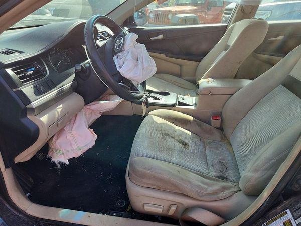 2012 TOYOTA CAMRY — DENT