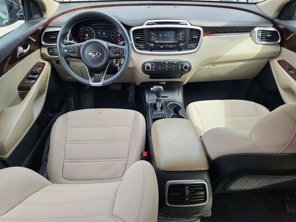 2016 KIA SORENTO L / LX — CKPT