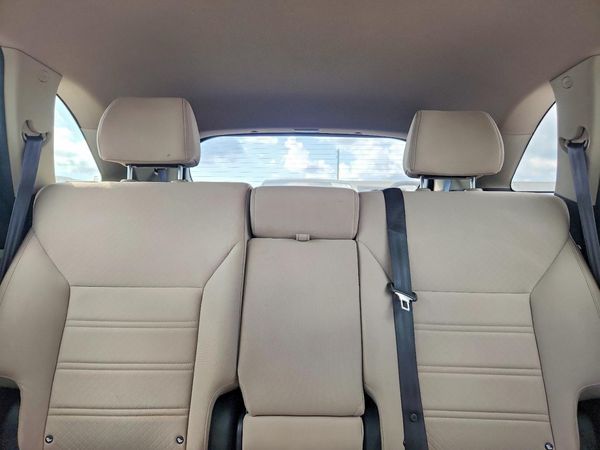 2016 KIA SORENTO L / LX — SUVN