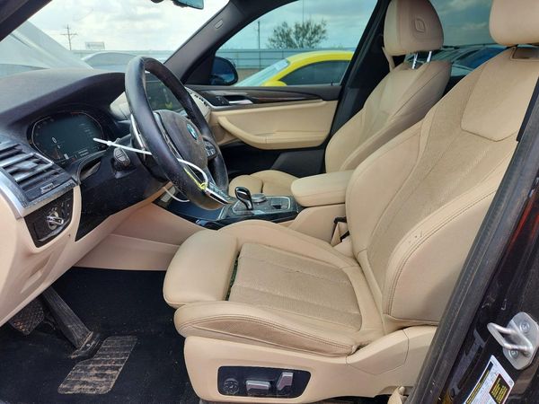 2022 BMW X3 sDrive30i — DENT