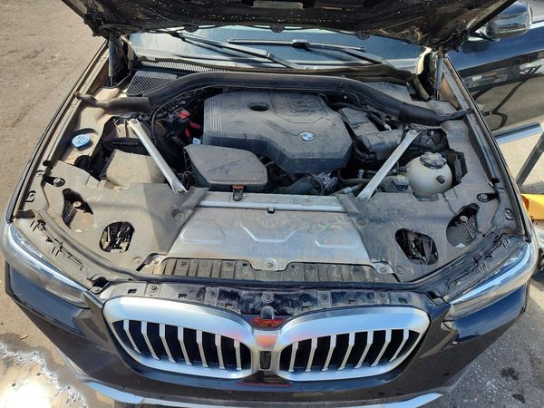 2022 BMW X3 sDrive30i — Engine bay