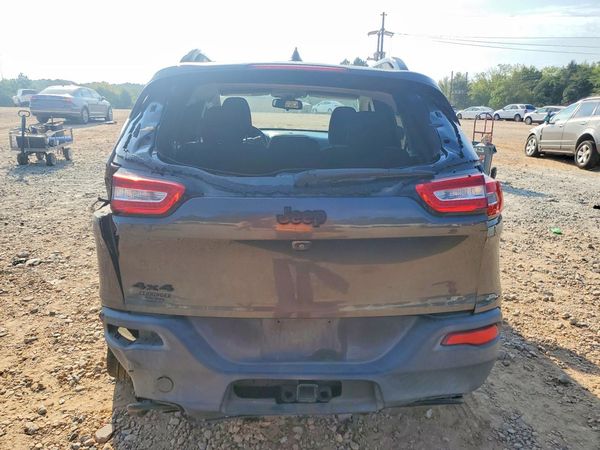 2015 JEEP CHEROKEE Latitude — DIRR