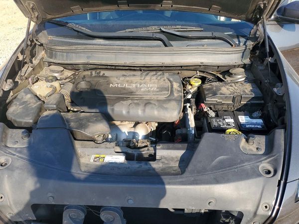2015 JEEP CHEROKEE Latitude — Engine bay