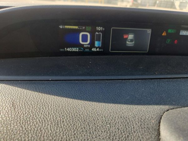 2019 TOYOTA PRIUS L/LE/XLE/LTD. — ODOM