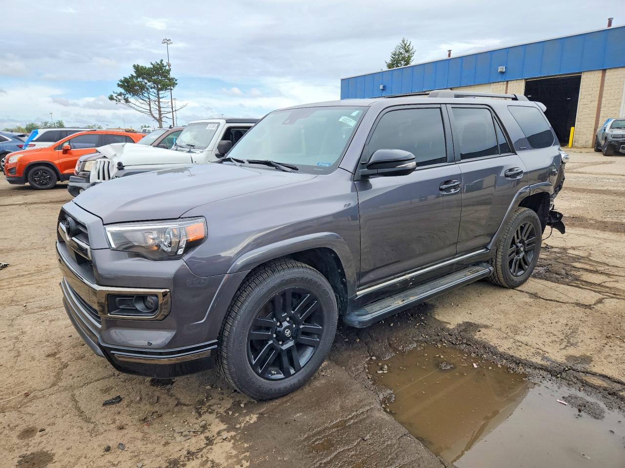 2021 TOYOTA 4RUNNER Nightshade — Front 3/4