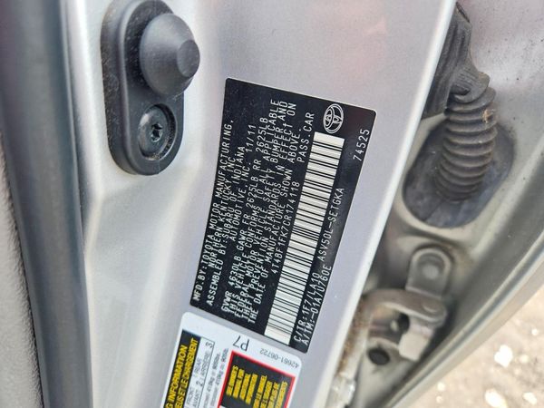 2012 TOYOTA CAMRY — VINS