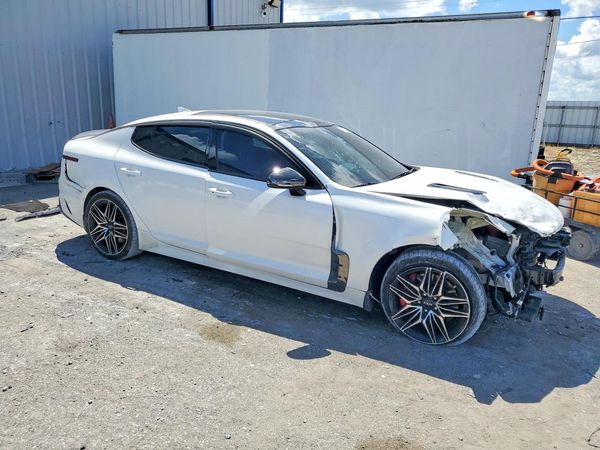 2022 KIA STINGER — Passenger 3/4