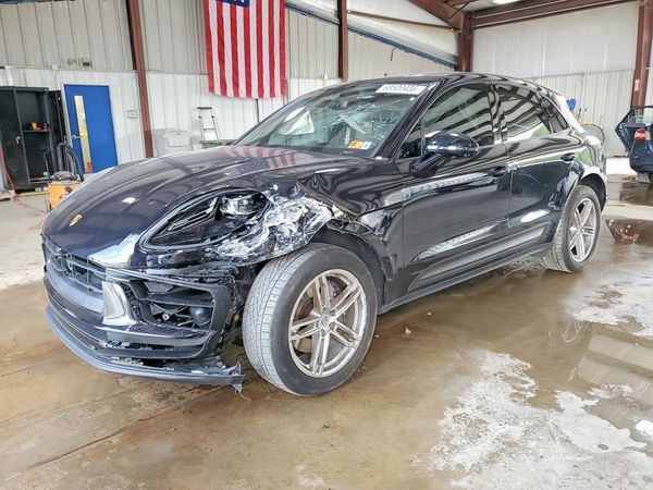 2022 PORSCHE MACAN — Front 3/4