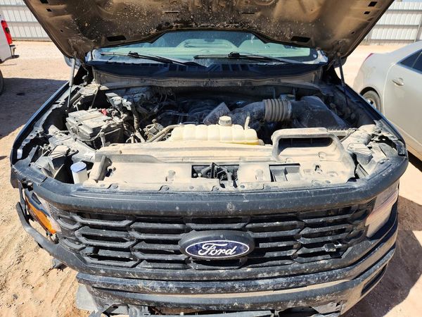 2025 FORD F150 XL — Engine bay