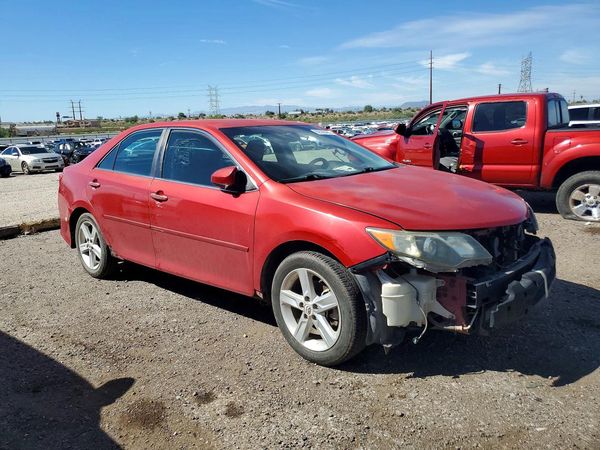 2012 TOYOTA CAMRY — Passenger 3/4