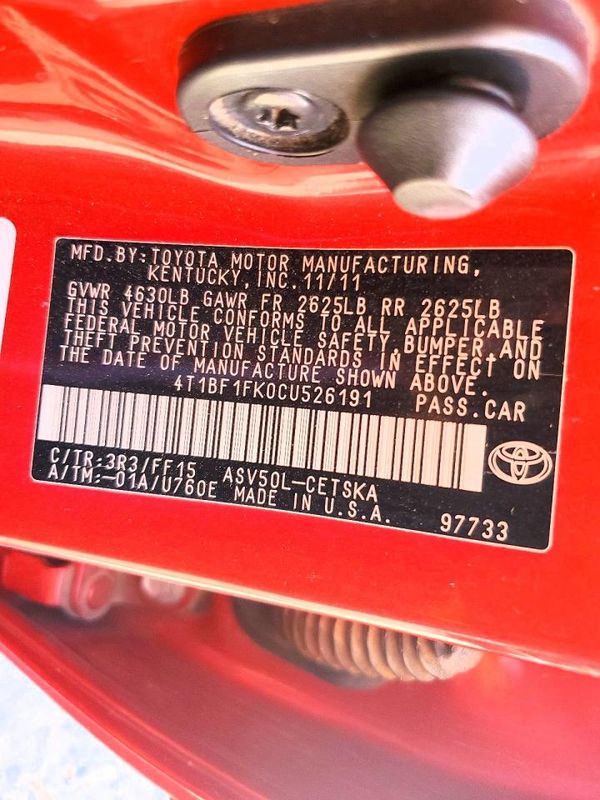 2012 TOYOTA CAMRY — VINS