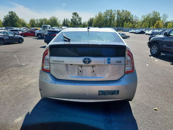 2014 TOYOTA PRIUS — DIRR