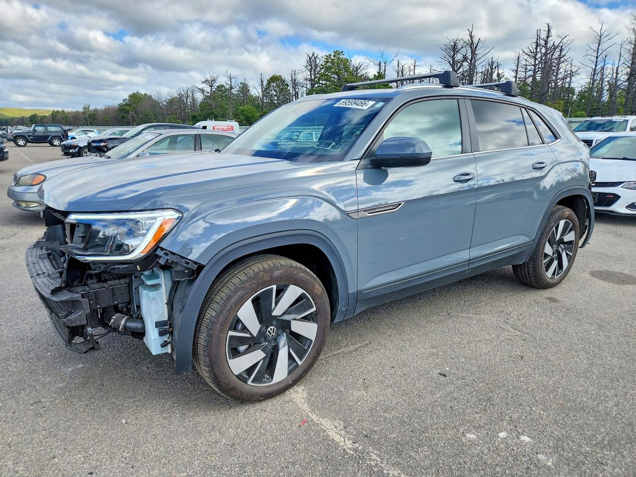 2024 VOLKSWAGEN ATLAS CROSS SPORT — Front 3/4