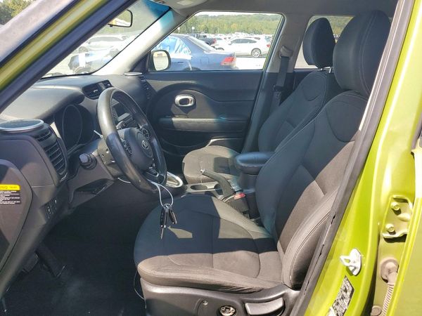 2014 KIA SOUL GL(BASE) — DENT