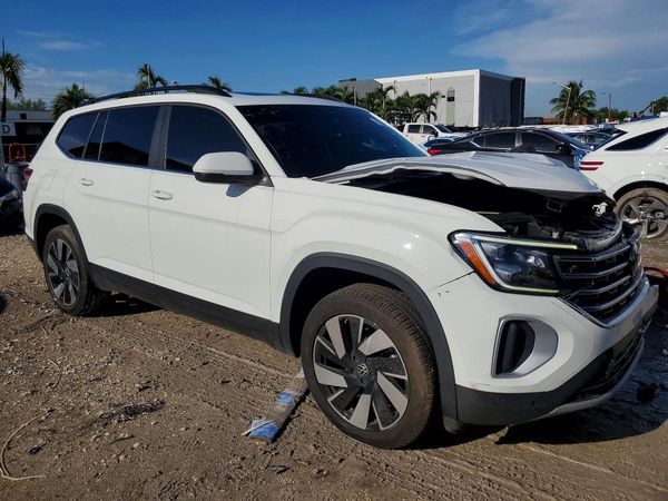 2024 VOLKSWAGEN ATLAS — Passenger 3/4